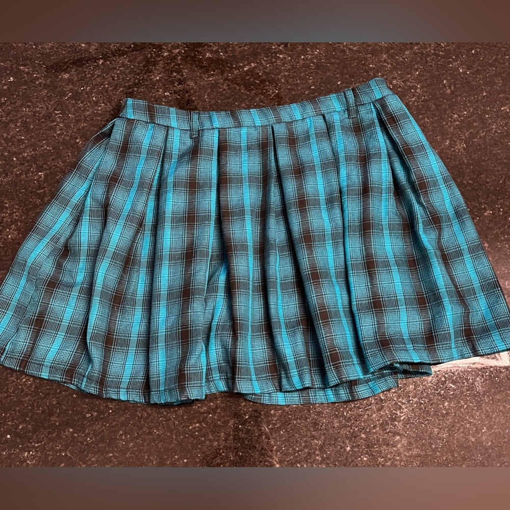Hot Topic skirt Size XL